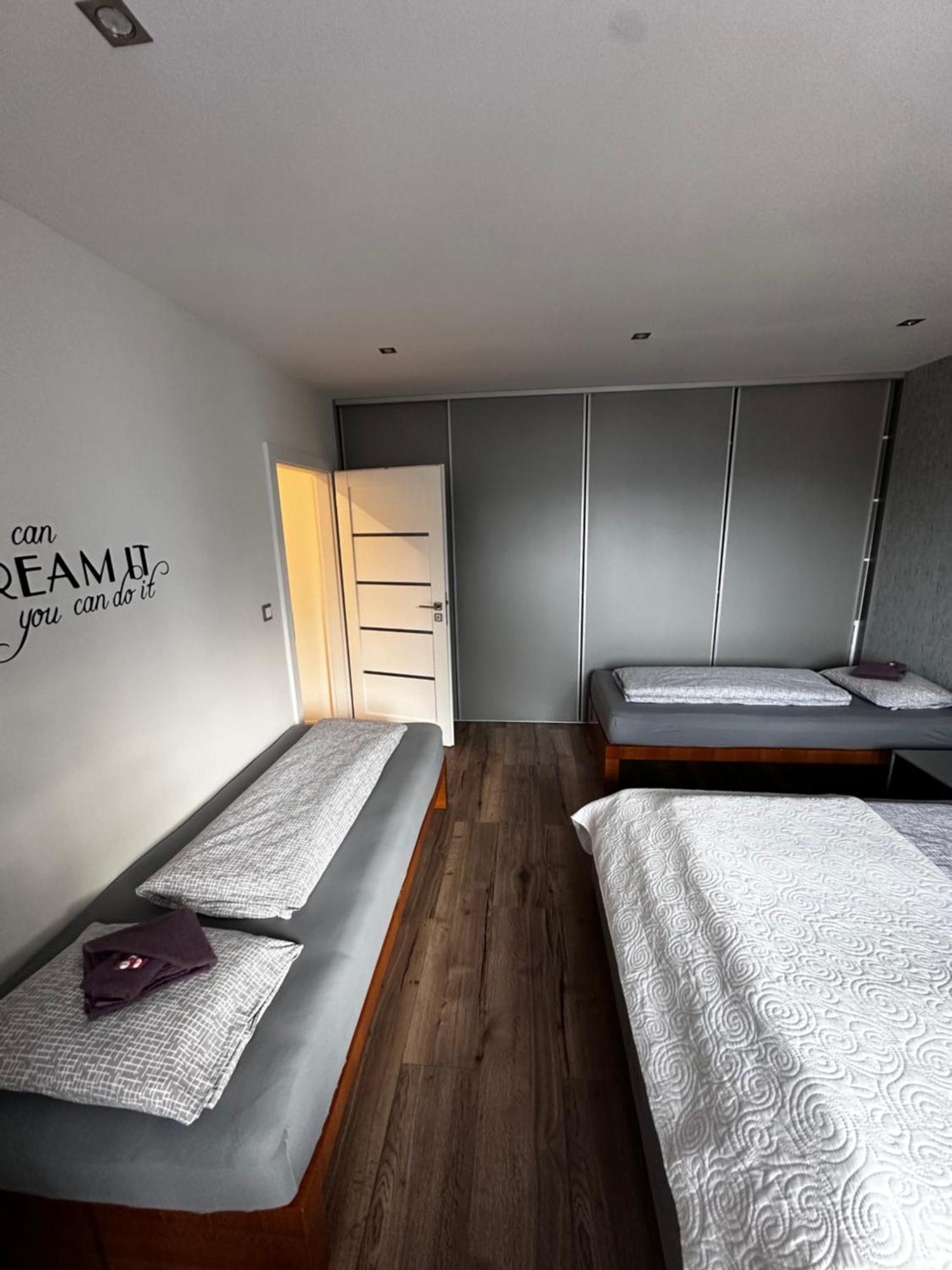 We Apartment - Close To The Center & City View, Self Check-In 24H บันสกาบิสตรีตซา ภายนอก รูปภาพ